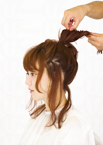 蓬松包子頭發(fā)型扎法圖解 包子頭的各種扎法圖解 蓬松包子頭發(fā)型扎法圖解 包子頭的各種扎法圖解