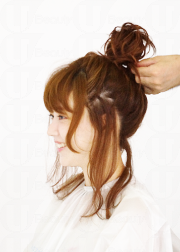 蓬松包子頭發(fā)型扎法圖解 包子頭的各種扎法圖解 蓬松包子頭發(fā)型扎法圖解 包子頭的各種扎法圖解