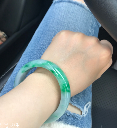 手鐲為什么不能戴左手？手鐲不能戴左手的原因