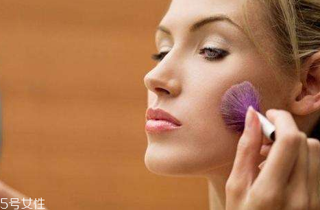 腮紅太紅了怎么辦？腮紅畫(huà)重了怎么辦？