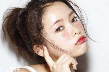 腮紅不顯色怎么辦？腮紅不上色的原因