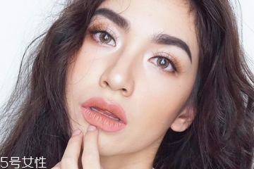 眼影會(huì)過敏嗎？有人對眼影過敏嗎？