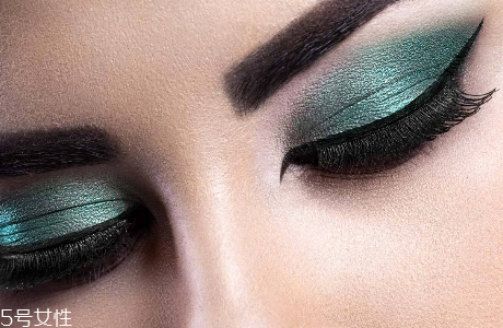 眼影會(huì)過敏嗎？有人對眼影過敏嗎？