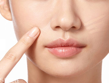 法令紋怎么遮瑕 法令紋遮瑕用什么顏色好 法令紋怎么遮瑕 法令紋遮瑕用什么顏色好