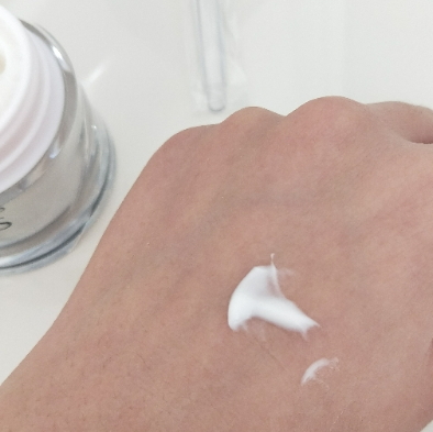 歐珀萊和蘭芝哪個好？歐珀萊和蘭芝適合膚質(zhì)不同