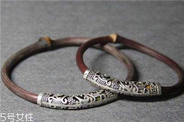 雞血藤手鐲一般多少錢？雞血藤手鐲市場(chǎng)價(jià)格