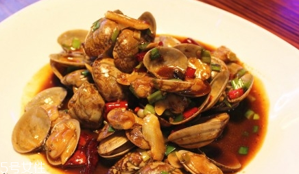 文蛤和白蛤的區(qū)別 文蛤和白蛤是一樣的嗎？