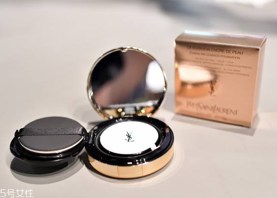 氣墊是干的還是濕的？氣墊都是濕的嗎？