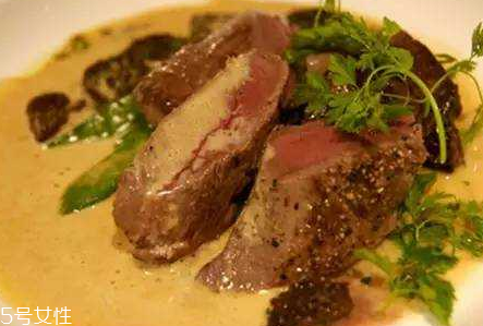 鹿肉和土豆能一起吃嗎？鹿肉和土豆能一起吃