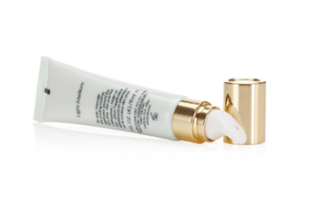 眼霜在護膚的哪一步 眼霜在護膚的第幾步用 眼霜在護膚的哪一步 眼霜在護膚的第幾步用