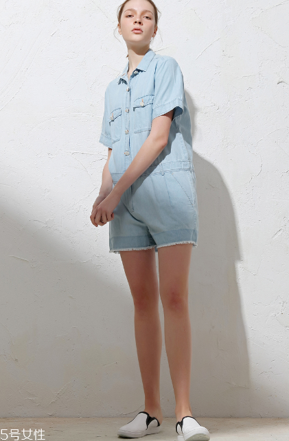 連體褲搭配什么鞋子好看？連體褲搭配訣竅