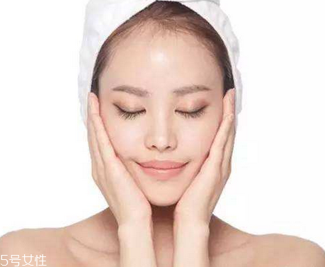 化妝水會變質(zhì)嗎？化妝水進水了會變質(zhì)嗎？