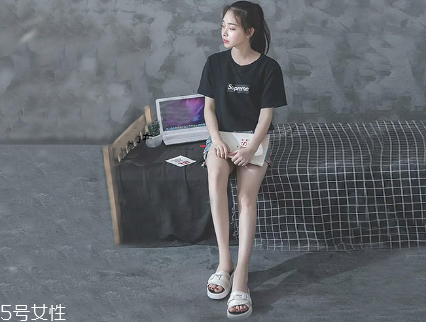 夏天穿什么涼鞋舒服？夏天適合穿什么涼鞋？