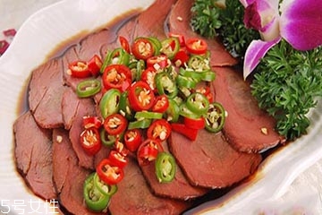 鹿肉可以和什么菜搭配？