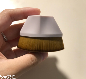 植村秀55號(hào)粉底刷平價(jià)替代版有哪些 植村秀粉底刷平價(jià)版 植村秀55號(hào)粉底刷平價(jià)替代版有哪些 植村秀粉底刷平價(jià)版