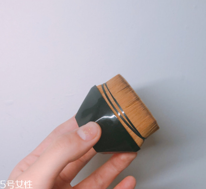 植村秀55號(hào)粉底刷平價(jià)替代版有哪些 植村秀粉底刷平價(jià)版 植村秀55號(hào)粉底刷平價(jià)替代版有哪些 植村秀粉底刷平價(jià)版