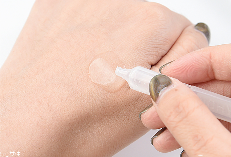 潤(rùn)百顏蜂巢玻尿酸水潤(rùn)次拋原液怎么用？能滴在乳液里嗎？