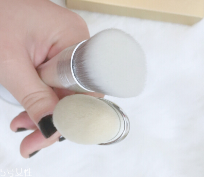 國產(chǎn)粉底刷哪個好用 國貨化妝刷推薦 國產(chǎn)粉底刷哪個好用 國貨化妝刷推薦