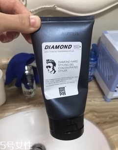 定型啫喱膏怎么用？三步打造完美發(fā)型