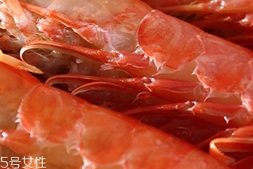 阿根廷紅蝦怎么洗？怎么把阿根廷紅蝦洗干凈？