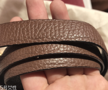 皮帶自動扣怎么解開？自動扣皮帶正確解法