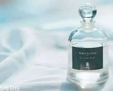 春天怎么噴香水最得體？春天噴香水注意事項(xiàng)