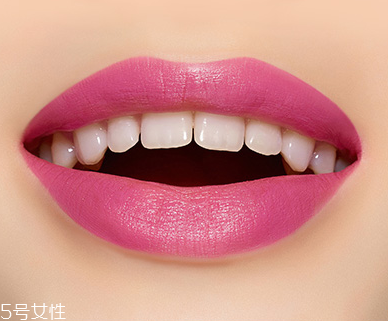 口紅對身體有什么危害？每天涂口紅有害處嗎？