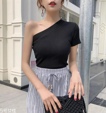 今年夏天流行什么上衣？夏季上衣流行元素