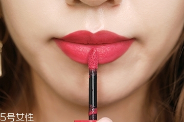 口紅弄到墻上怎么去掉？墻上口紅印怎么去掉？