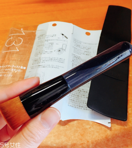 資生堂粉底刷怎么清洗 資生堂粉底刷清洗注意事項 資生堂粉底刷怎么清洗 資生堂粉底刷清洗注意事項