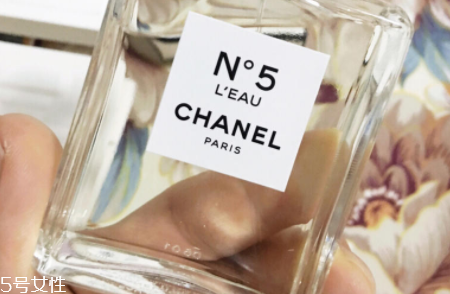 香奈兒5號(hào)香水什么味？大自然的味道