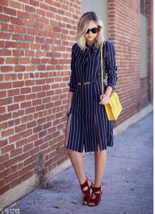 無袖襯衫裙怎么搭配 無袖襯衫裙搭配圖片 無袖襯衫裙怎么搭配 無袖襯衫裙搭配圖片