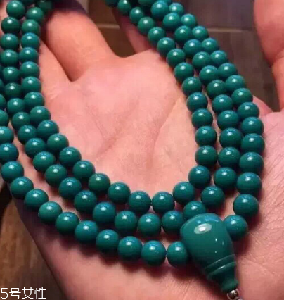 綠松石可以碰水嗎？綠松石手串能沾水嗎？