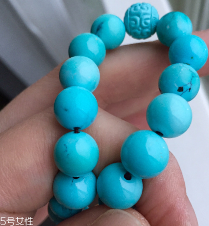 怎么判斷綠松石真假？綠松石手串真假鑒別
