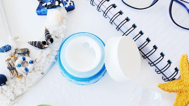 薇姿水活霜清爽型好用嗎？薇姿水活霜清爽型適合什么膚質(zhì)？