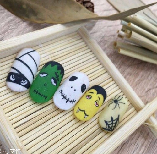 q版萬圣節(jié)美甲怎么做？q版萬圣節(jié)美甲教程