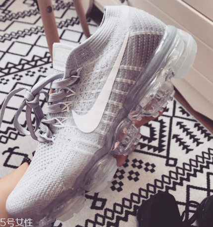 氣墊鞋漏氣什么感覺？氣墊鞋漏氣了是什么樣的？