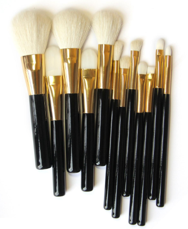 化妝刷清潔板怎么用？化妝刷清潔板使用方法