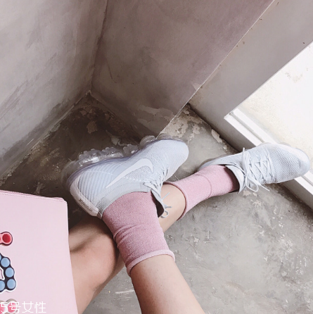 氣墊鞋可以水洗嗎？氣墊鞋用水洗好嗎？