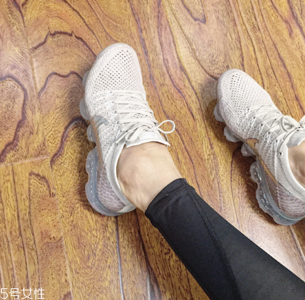 氣墊鞋適合爬山嗎？氣墊鞋可以爬山穿嗎？