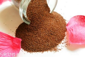 海藻面膜的功效與作用 用海藻面膜有什么好處？