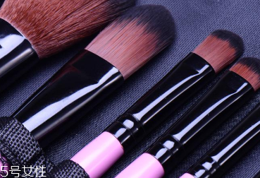 人造毛化妝刷怎么清洗？人造毛化妝刷用什么清洗？