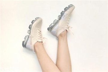 氣墊鞋適合跳遠(yuǎn)嗎？跳遠(yuǎn)穿氣墊鞋好嗎？