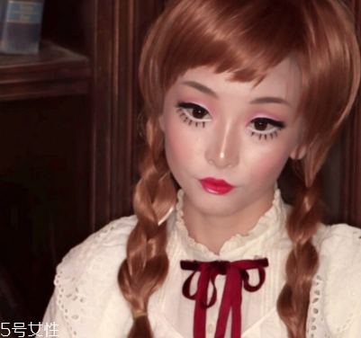 萬(wàn)圣節(jié)喪尸眼妝怎么畫？萬(wàn)圣節(jié)喪尸眼妝教程