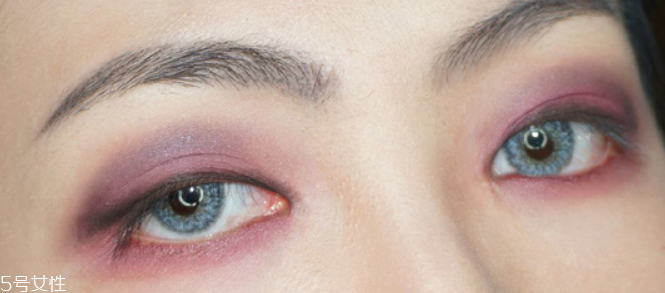 萬圣節(jié)蜘蛛眼妝怎么畫？2款蜘蛛眼妝詳細(xì)步驟