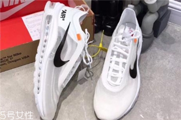 氣墊鞋為什么這么貴？為什么帶氣墊的鞋貴？