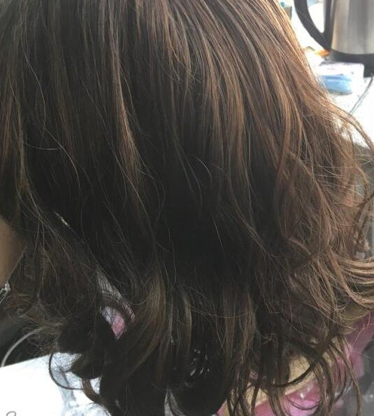 黑茶色是什么顏色？黑茶色發(fā)色圖片