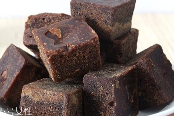 紅糖面膜用什么紅糖最好？用紅糖怎么敷臉美白？