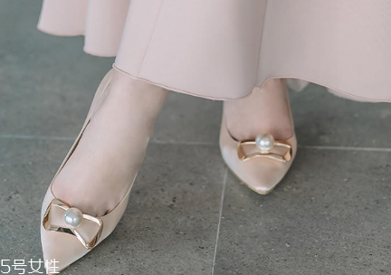 今年流行什么單鞋？今年最火的單鞋款式