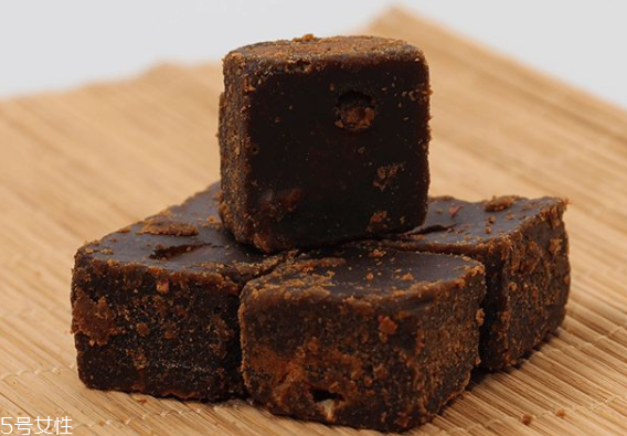 紅糖面膜可以去黑頭嗎？紅糖面膜加什么去黑頭？